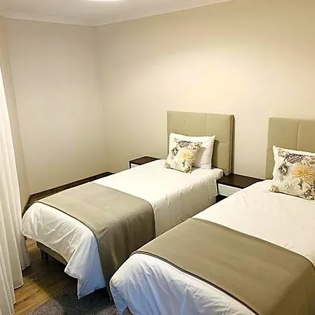 Bed and Breakfast Restaurante Dom Dinis 4*