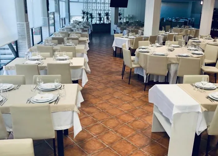 Restaurante Dom Dinis 4* Вила-Нова-ди-Пояриш