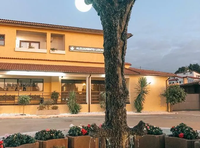 Bed & Breakfast Restaurante Dom Dinis Vila Nova de Poiares
